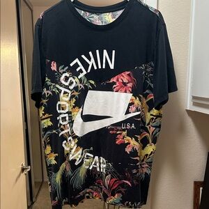 Nike Sportswear NSW Block Logo Floral Tee Extremely Rare